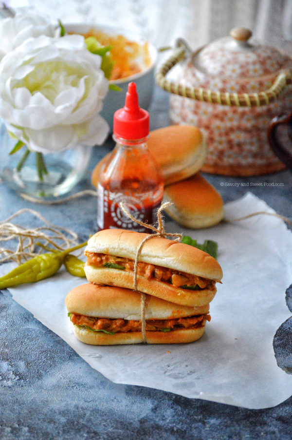 Hot Sauce Chicken Sandwich Savory&SweetFood